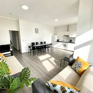 Plantin 3 Sleeping 2 Bathrooms. , Amberes Bélgica