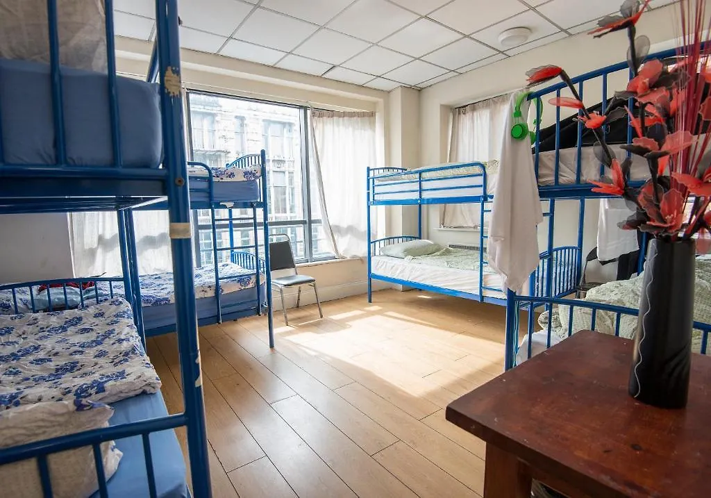 The Apache Hostel Dublín Irlanda